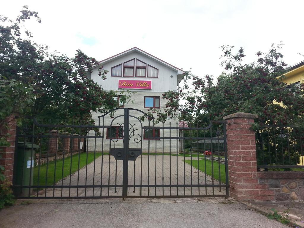 Riia Villa Tartu Buitenkant foto