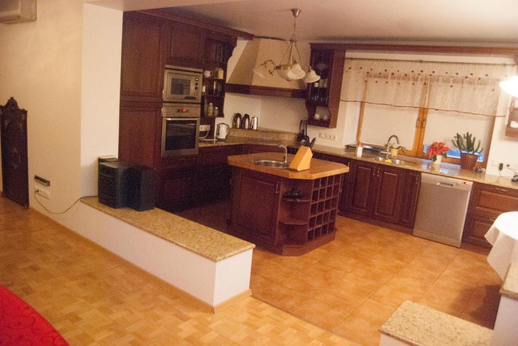 Riia Villa Tartu Buitenkant foto